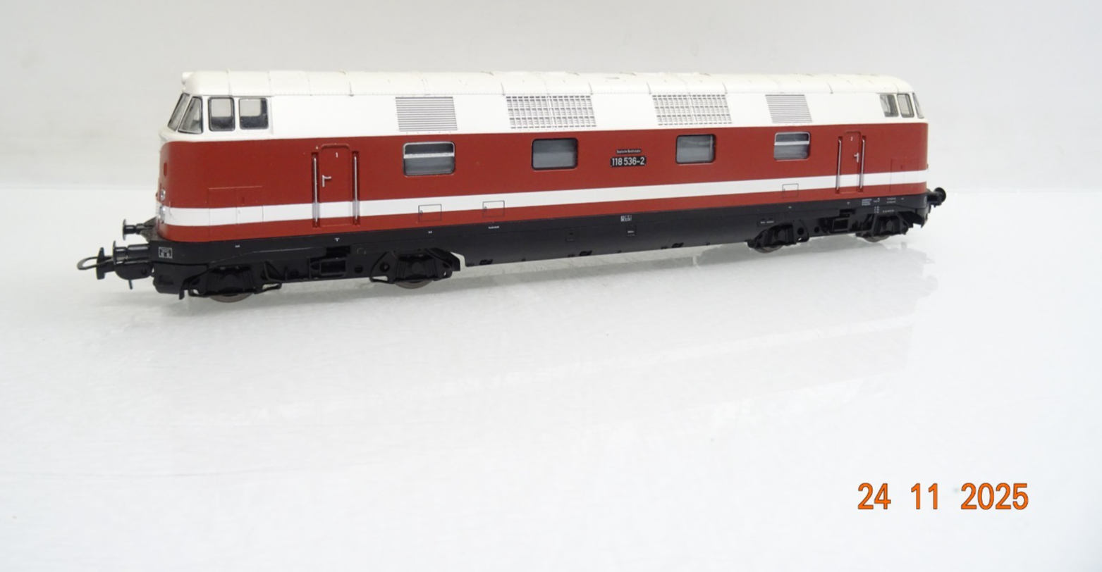 Piko H0 59740 Expert Diesellok BR 130 003-7 der DR mit DSS JL4698 o.