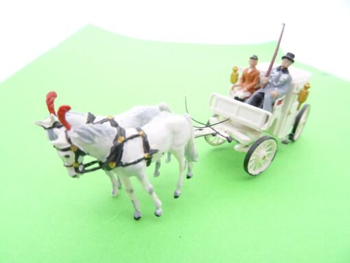 Preiser H0 Gespann Kutsche mit Figuren RR1672 o.