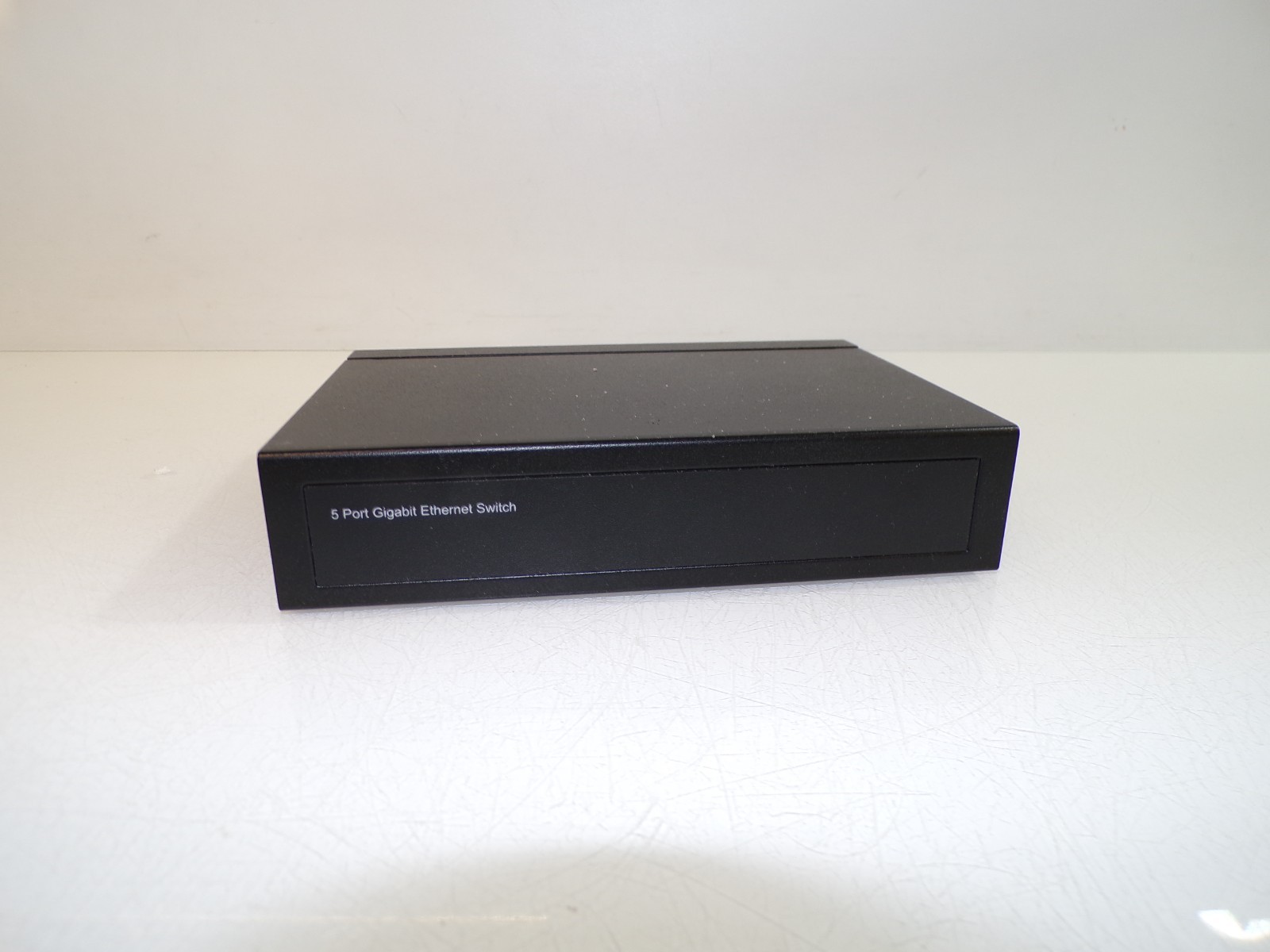 Renkforce EW-A005-E Network Switch siehe Foto PK2906 o. – Bild 3
