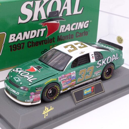 Revell 1:43 #0435 Chevrolet Monte Carlo #33 K. Schrader in OVP EX3926