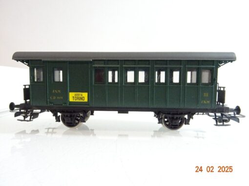 Rivarossi H0 Personenwagen 3.Kl./Postabt. CD.601 der FN Milano in EVP PR6219 – Bild 3