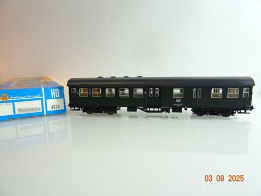 Roco H0 4254 Umbauwagen 2.Kl./Gepäckabt. der DB mit Licht in OVP BH132
