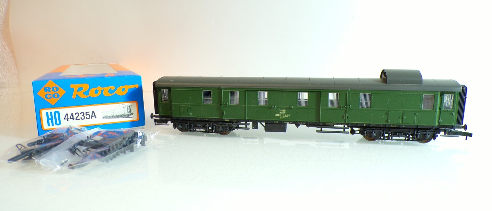 Roco H0 44235A Gepäckwagen der DB in OVP BH1354