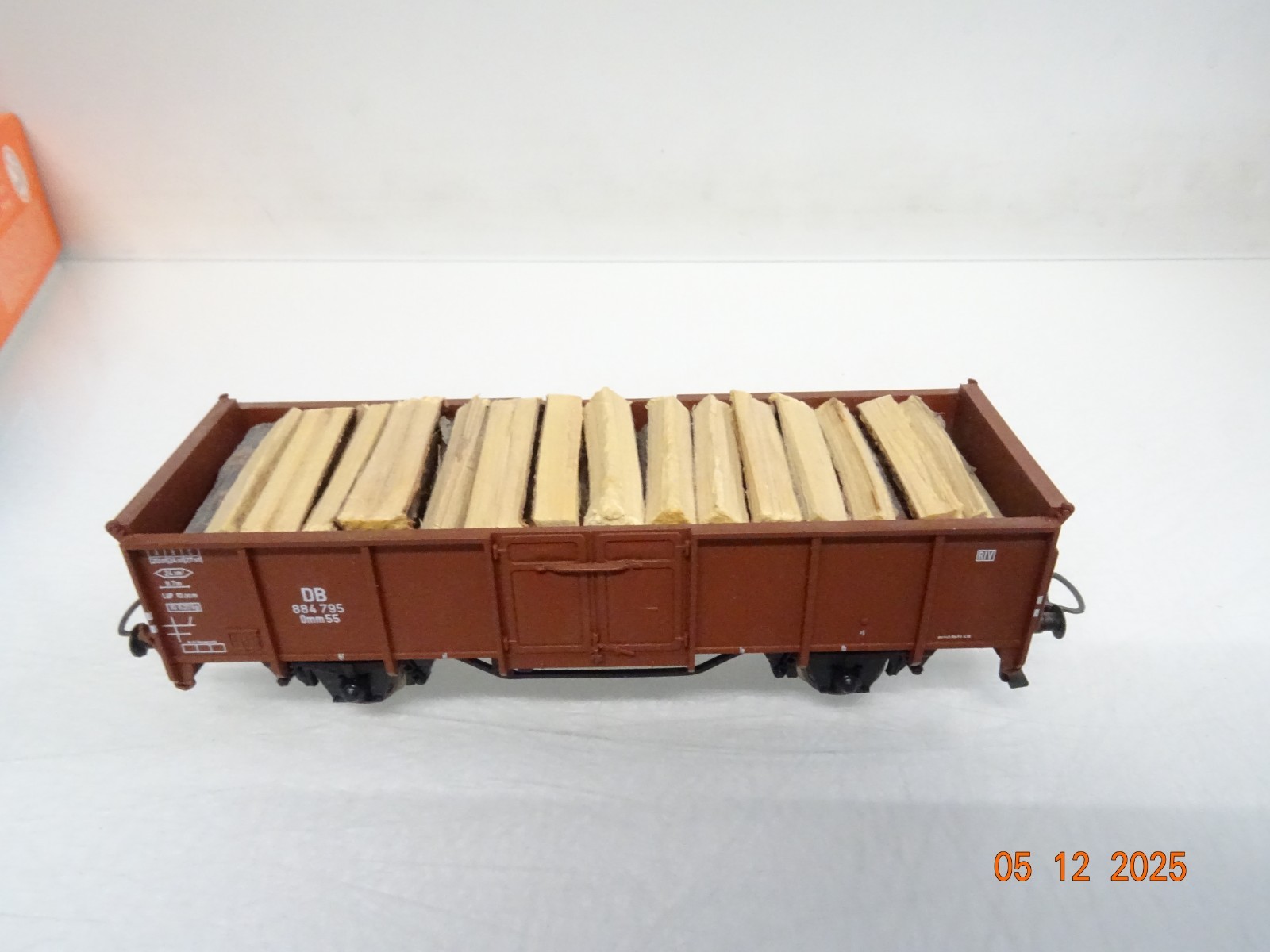 Roco H0 46625 offener Güterwagen mit Holzladung der DB in OVP BH1695 – Bild 4