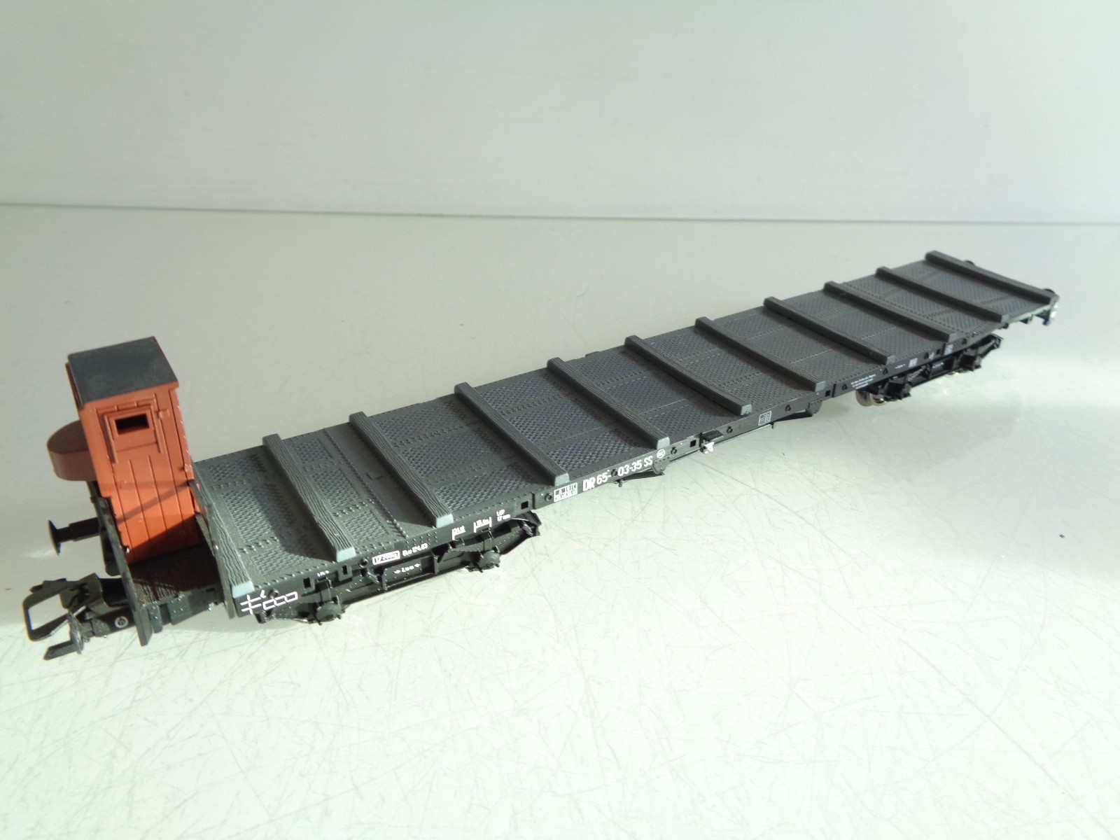 Roco H0 66637 Güterwagen mit Bremserhaus der DR RR4466 o.