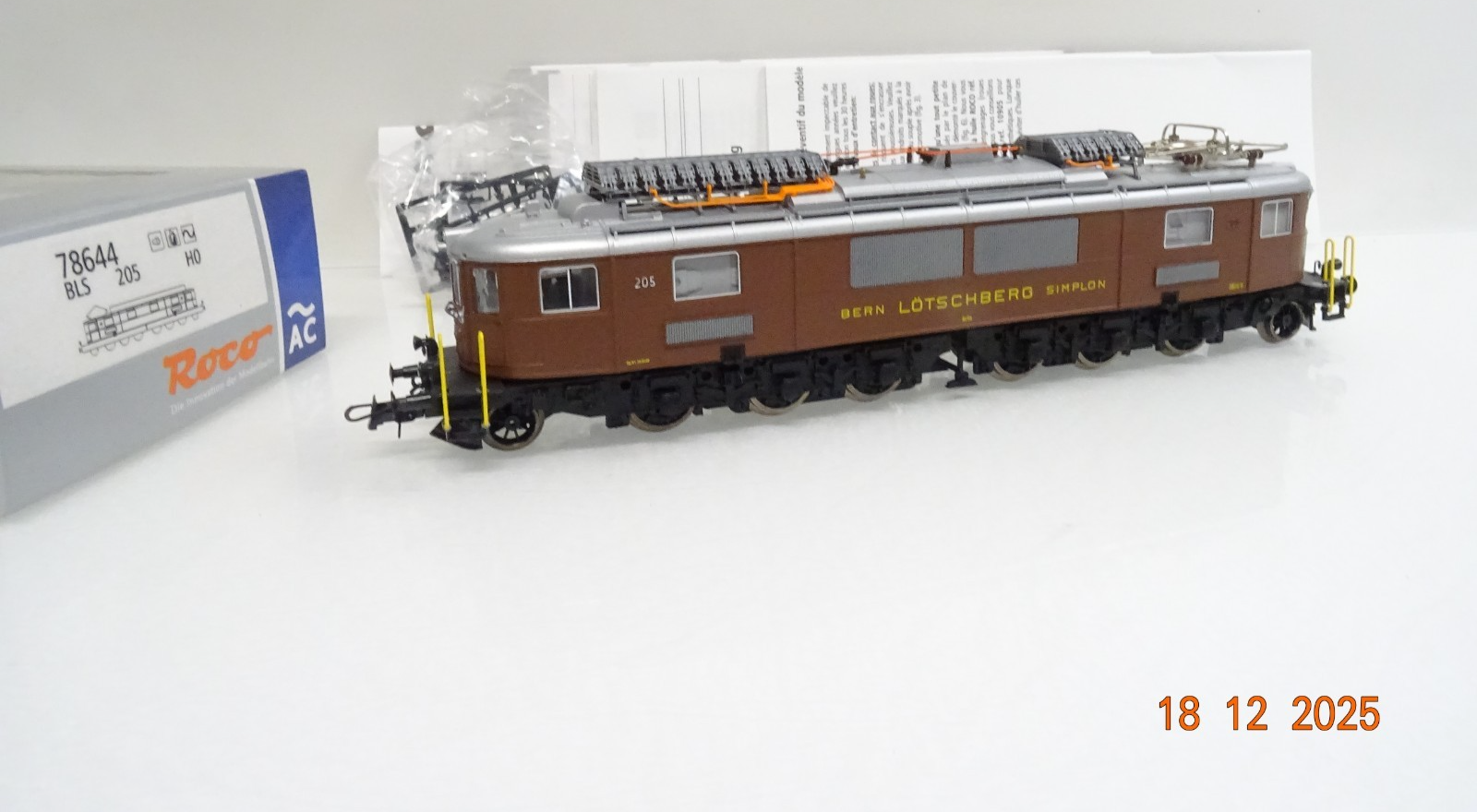 Roco H0 78644 E-Lok Ae 6/8 205 der BLS Digital für Märklin in OVP JL5232