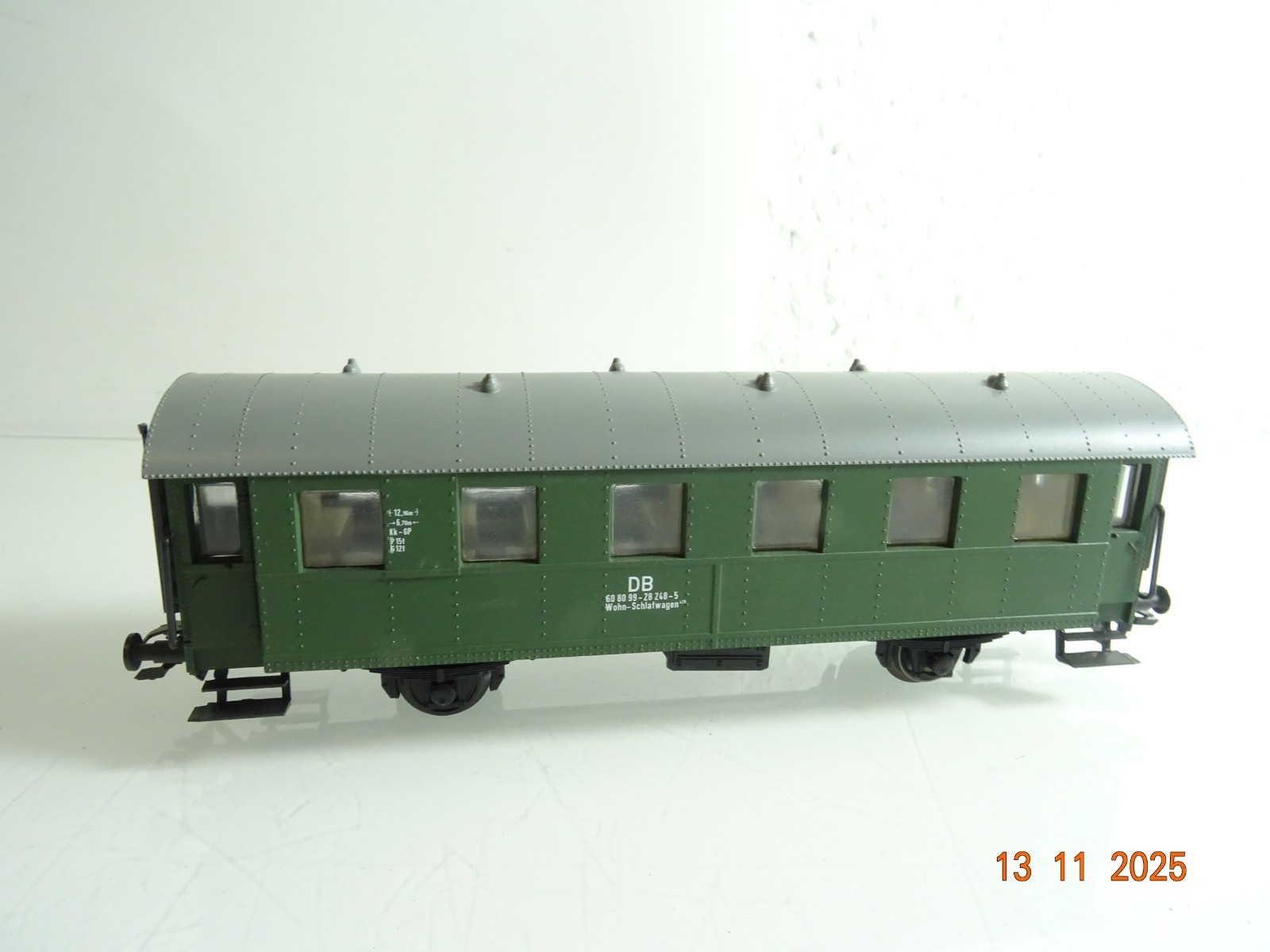 Spur H0 Wohn-Schlafwagen 60 80 99-28 248-5 der DB RR4601 o.