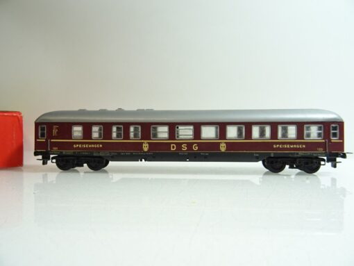 Trix Express H0 Speisewagen der DSG in EVP PR882 – Bild 3