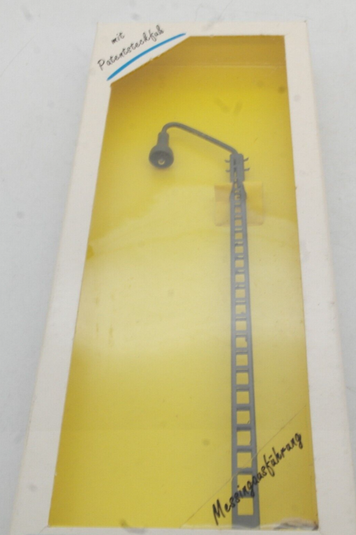 Viessmann H0 6384 H0 Bahnbetriebswerkleuchte LED in OVP RG3874 – Bild 3