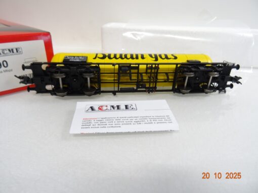 A.C.M.E. H0 40190 Druckgaskesselwagen Butan Gas der FS in OVP RR4238 – Bild 4