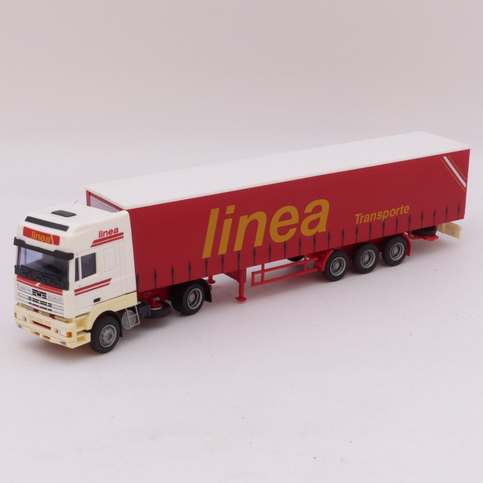 AMW / AWM 1:87 Nr.: 70780 DAF 95 Sattelzug linea, siehe Bilder o. EX115