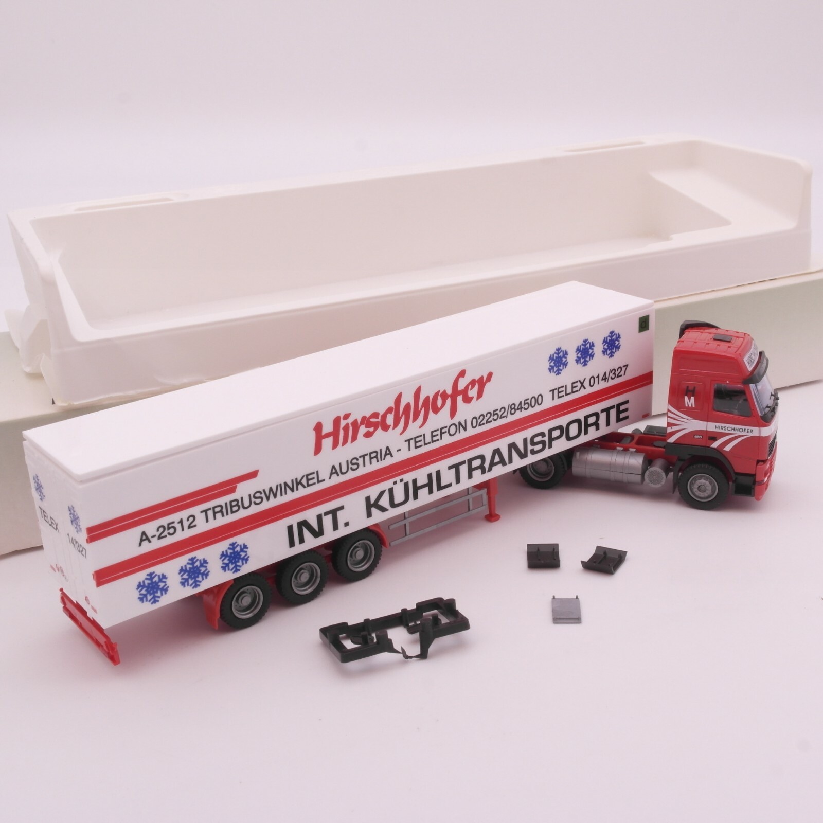 AWM 1:87 70507 Volvo FH Sattelzug Hirschhofer in OVP RT3567 – Bild 3