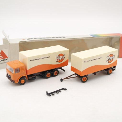 Albedo 1:87 MAN Hängerzug Pfanni aus Liebe zum Essen in OVP QR8820
