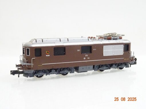 Arnold N 2406 Schweiz E-Lok Re 4/4 179 der BN in EVP JL2556 – Bild 3