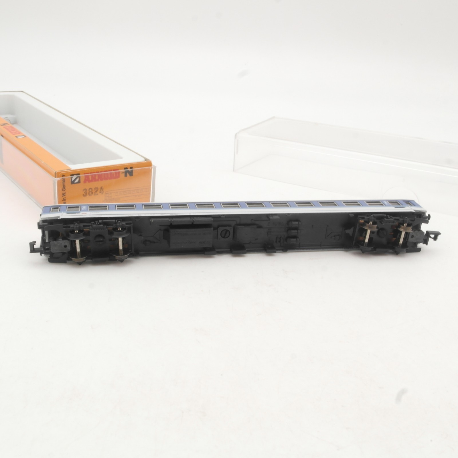 Arnold N 3824 InterRegio Abteilwagen 2.Klasse der DB in OVP RR4879 – Bild 3