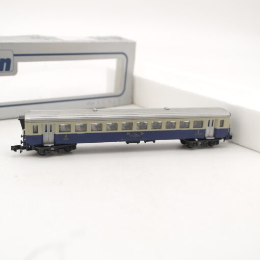 Arnold N Personenwagen 2. Klasse der BLS in EVP RR2279 – Bild 3