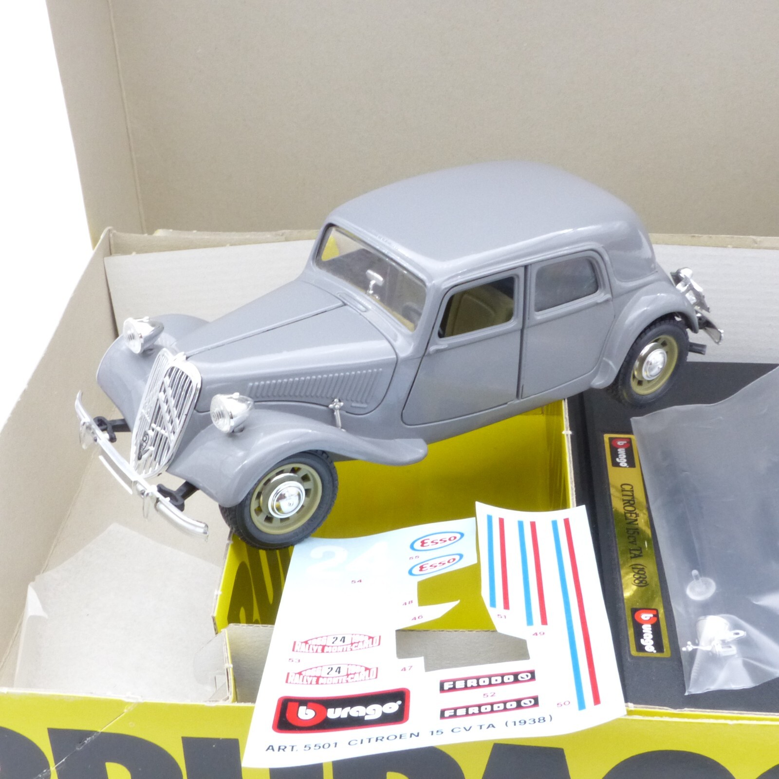 Bburago 1:24 Kit: 5501 Citroën 15cv TA (1938) grau #24 gebaut, in OVP EX479 – Bild 3