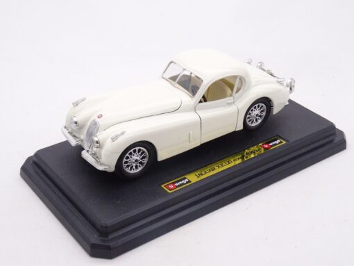 Bburago / Burago 1:24 Jaguar XK120 Coupé (1948) creme, siehe Bilder o. EX1297
