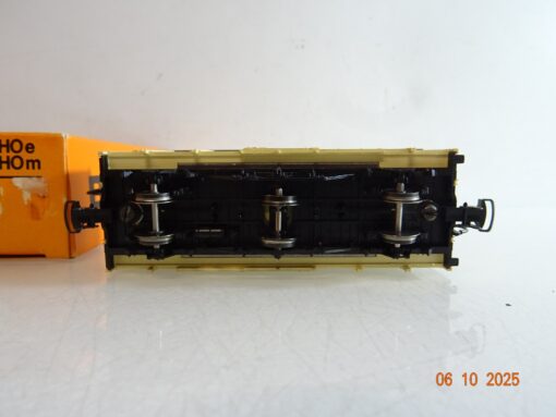 Bemo H0e  gedeckter Güterwagen der DB in EVP BH389 – Bild 4