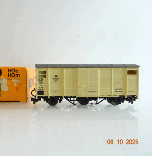 Bemo H0e  gedeckter Güterwagen der DB in EVP BH389