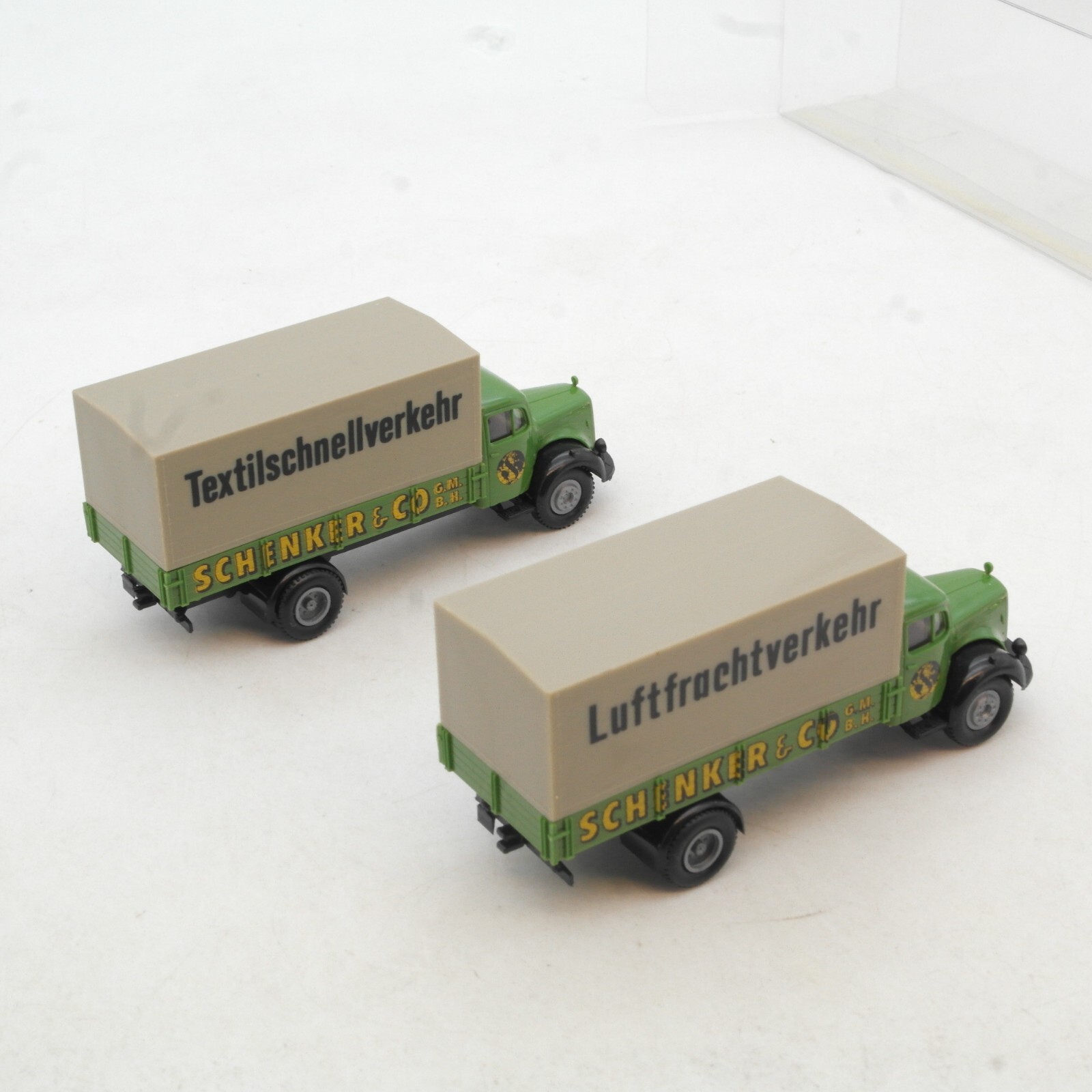 Brekina 1:87 2 Stück MB L 311 Schenker Luftfrachtverkehr in EVP RG1878 – Bild 3