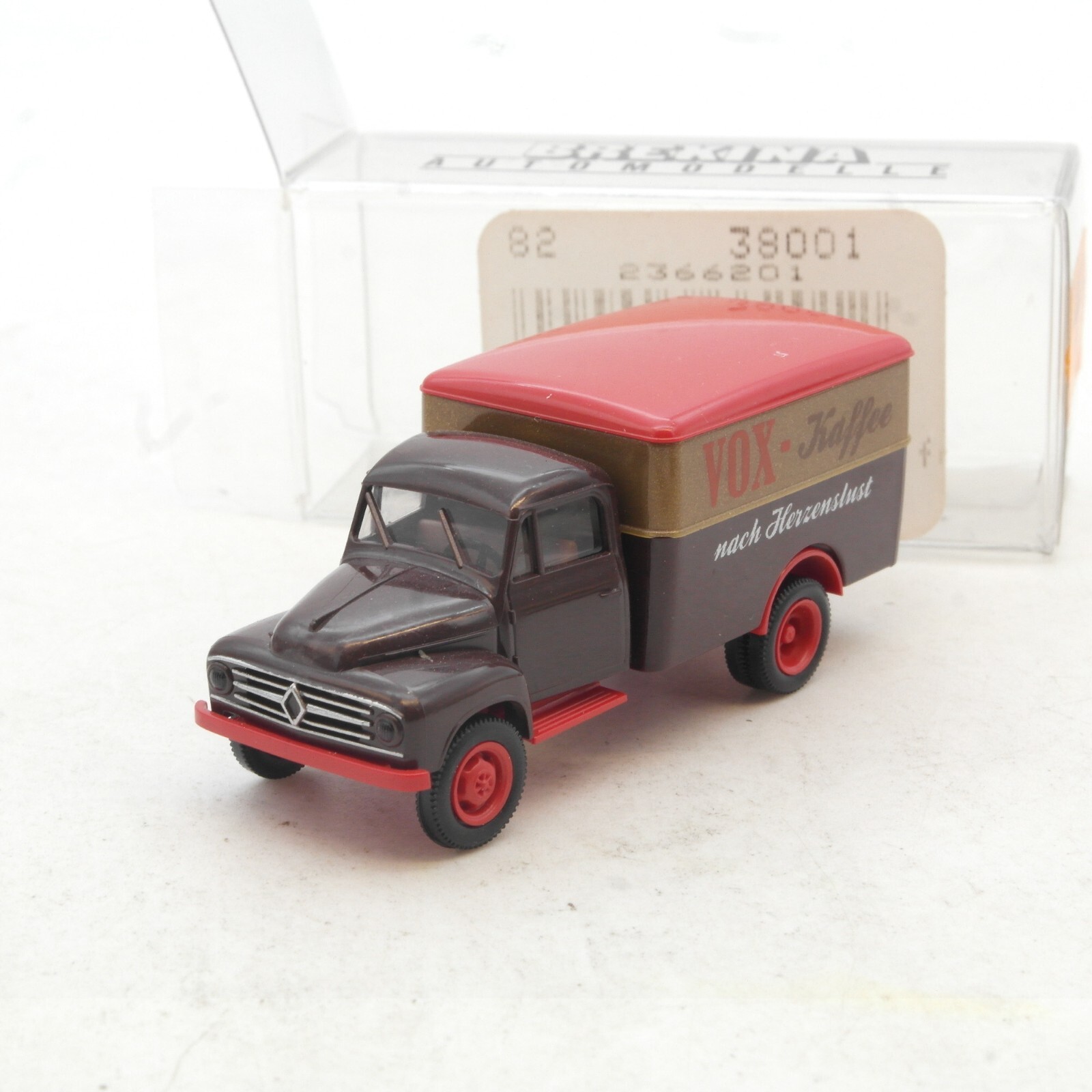 Brekina 1:87 38001 Borgward Kastenwagen VOX - Kaffee in OVP RG1941
