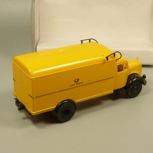 Brekina 1:87 4057 MB L 311 Koffer-LKW Deutsche Post in EVP EX5853 – Bild 3