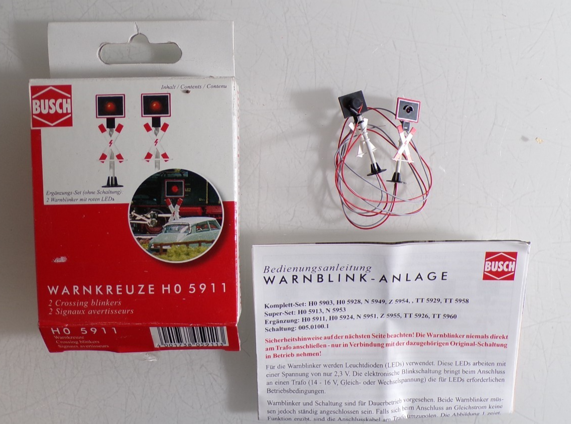 Busch H0 5911 Warnkreuze siehe Foto in OVP PK2671