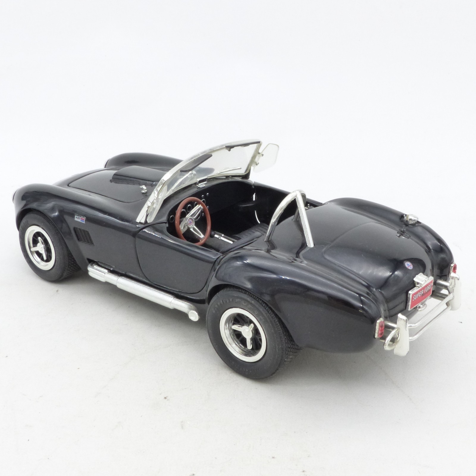 ERTL 1:18 Shelby Cobra 427 S/C schwarz in Tüte siehe Bilder o. EX8428 – Bild 4