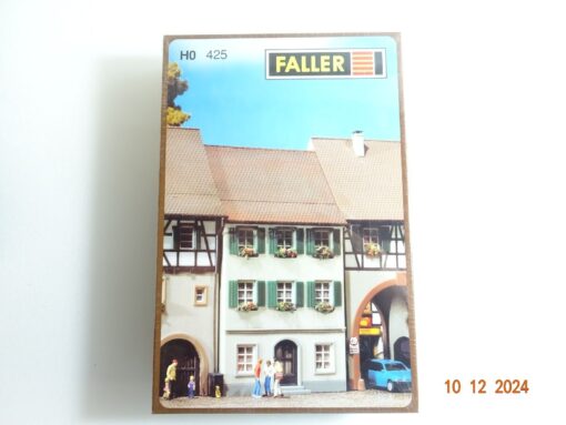 Faller H0 425 Stadtwohnhaus siehe Foto in OVP CK4770