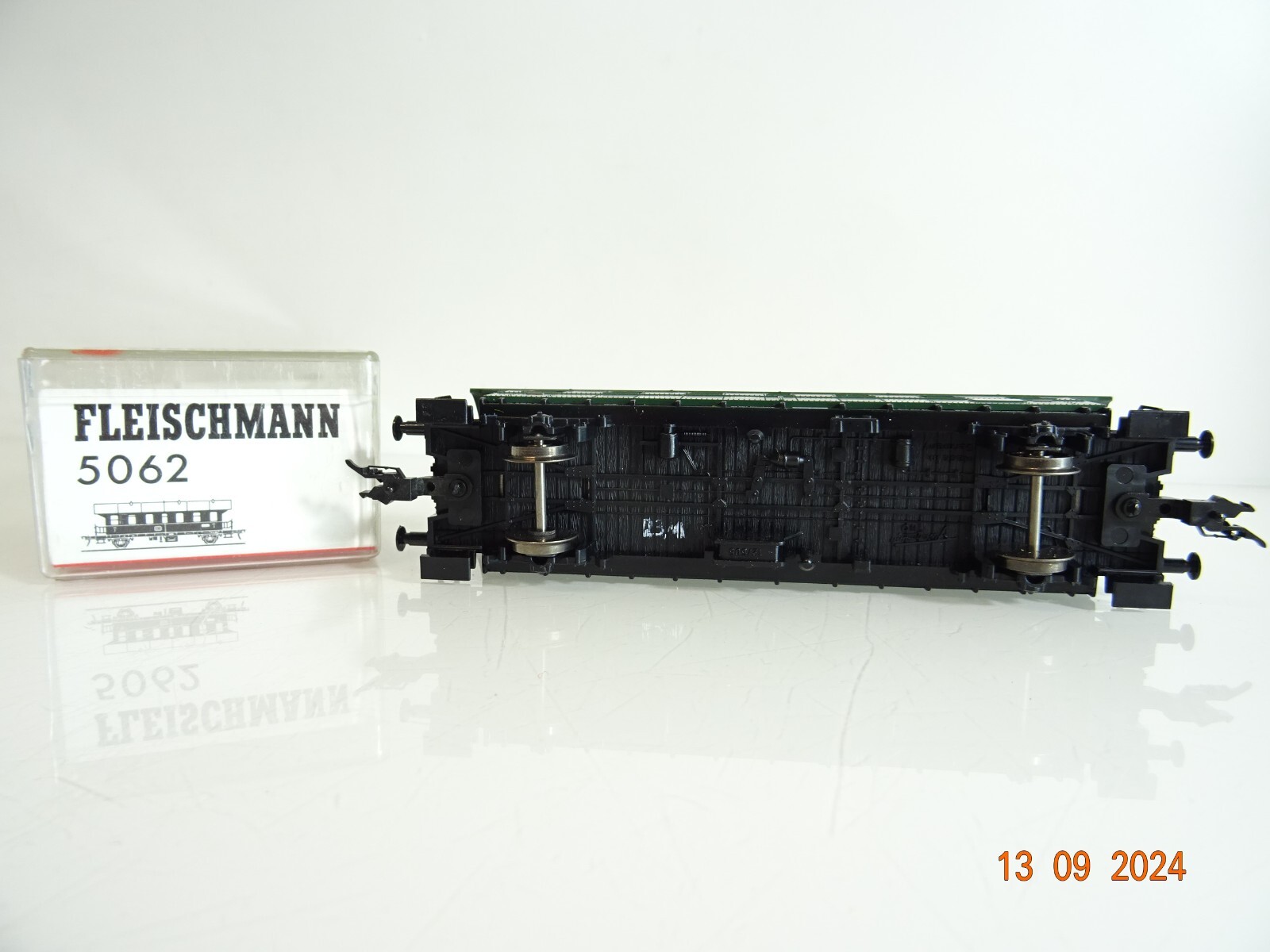 Fleischmann H0 5062 Personenwagen 2. Klasse der DB in OVP PR2695 – Bild 4