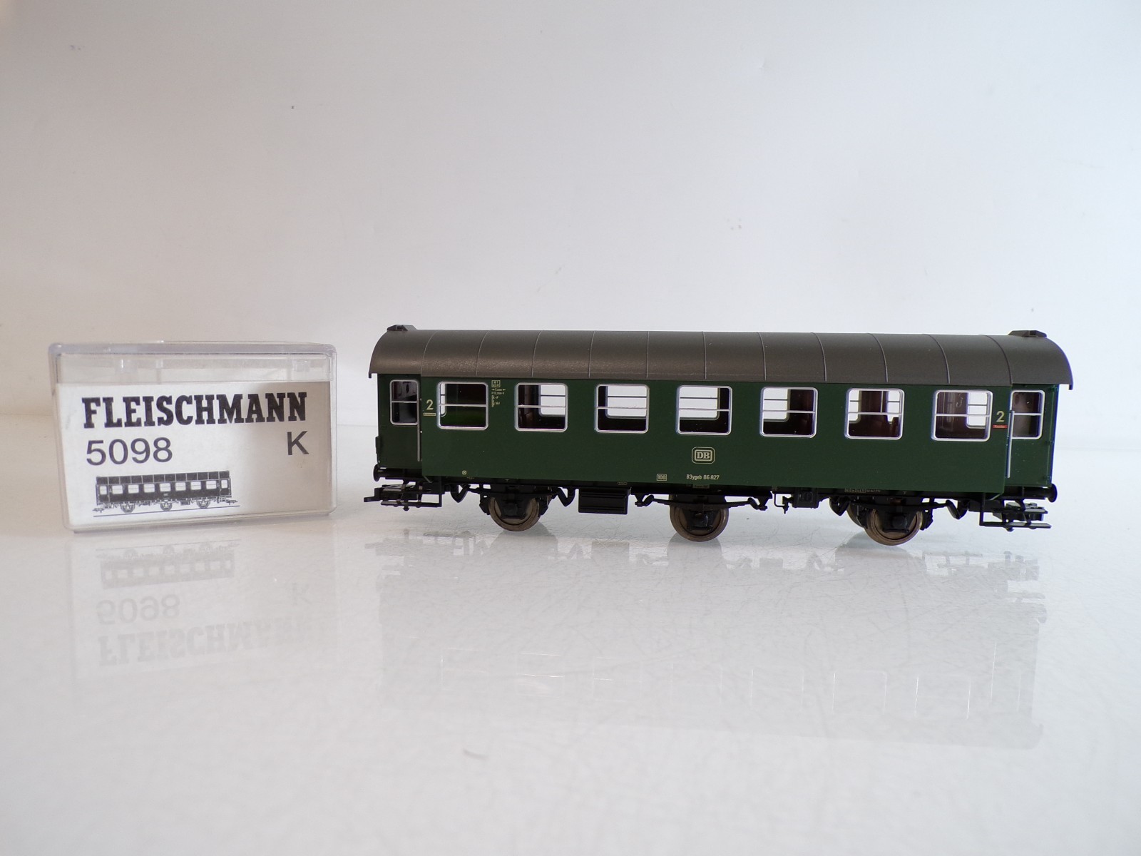Fleischmann H0 5098 K Umbauwagen 2.Kl. der DB in OVP BH1647
