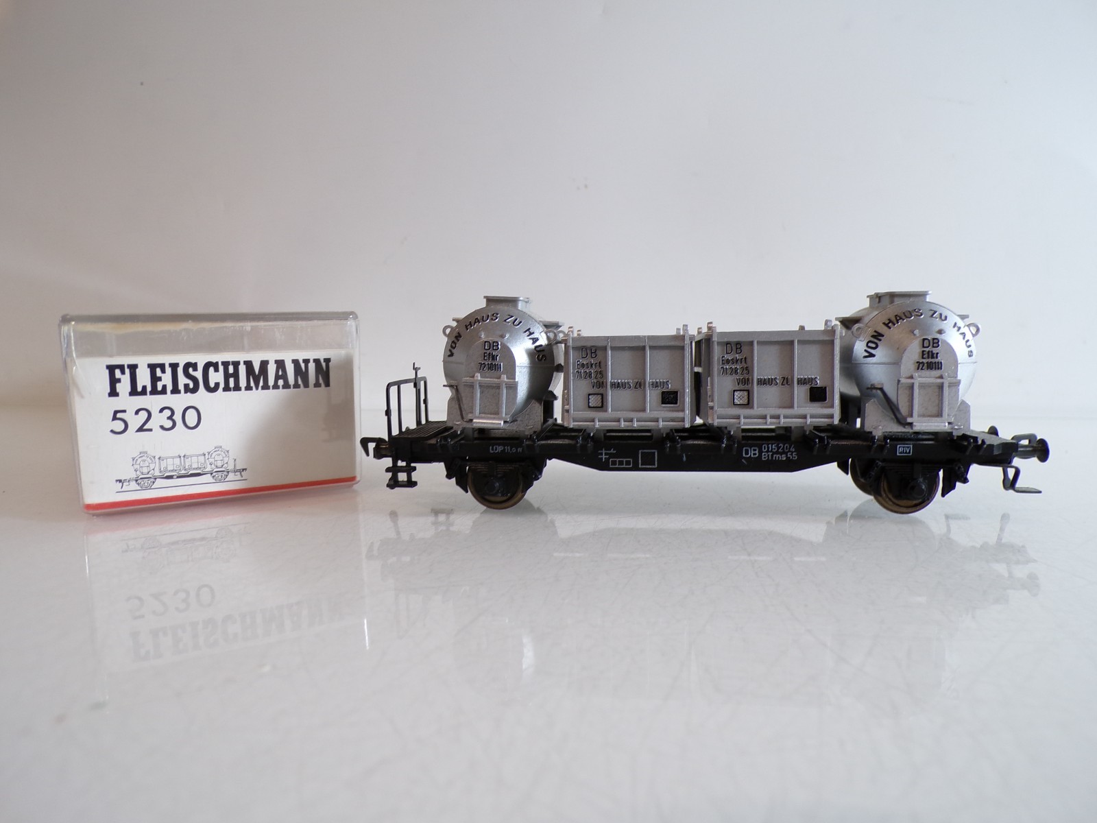 Fleischmann H0 5230 Behältertragwagen von Haus zu Haus der DB in OVP BH1668