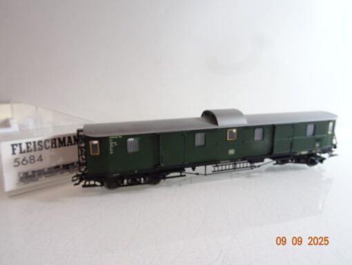 Fleischmann H0 5684 K Gepäckwagen der DB in OVP RR3495
