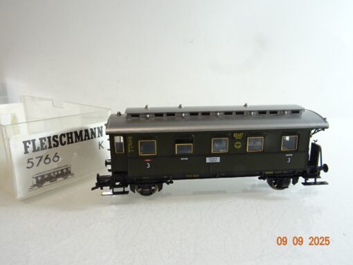 Fleischmann H0 5766 K Personenwagen 3. Klasse der DRG in OVP RR3481
