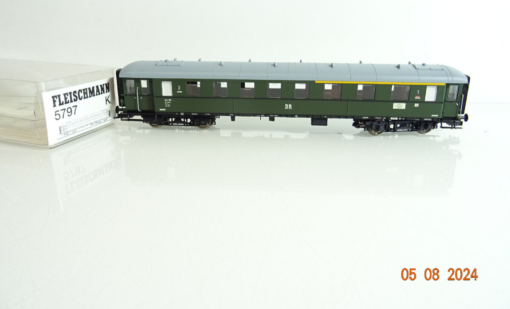 Fleischmann H0 5797 K Schnellzugwagen 1./2. Kl. der DR  in OVP AR8301