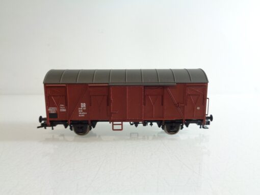 Fleischmann H0 gedeckter Güterwagen 120 4376-0 der DR BH723 o.