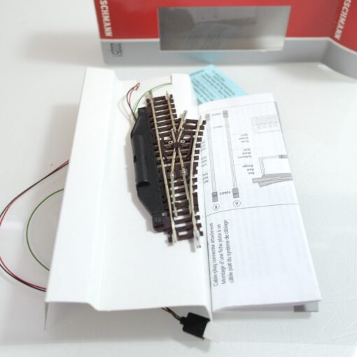 Fleischmann N 22251 elektrische Weiche rechts 24° in OVP RG2533