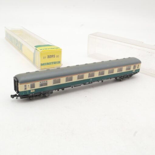 Fleischmann N Personenwagen 1. Klasse 51 80 10-80 901-1 der DB in EVP RR4151 – Bild 3