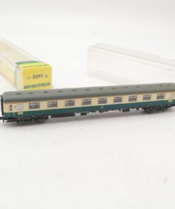Fleischmann N Personenwagen 1. Klasse 51 80 10-80 901-1 der DB in EVP RR4151
