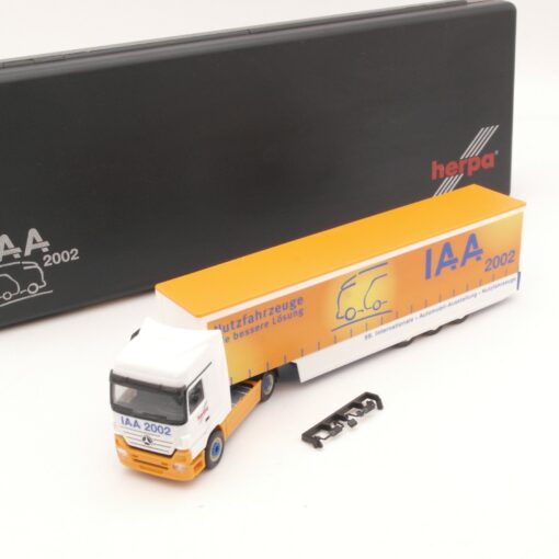 Herpa 1:87 260046 MB Actros Sattelzug IAA 2002 in OVP RI4240
