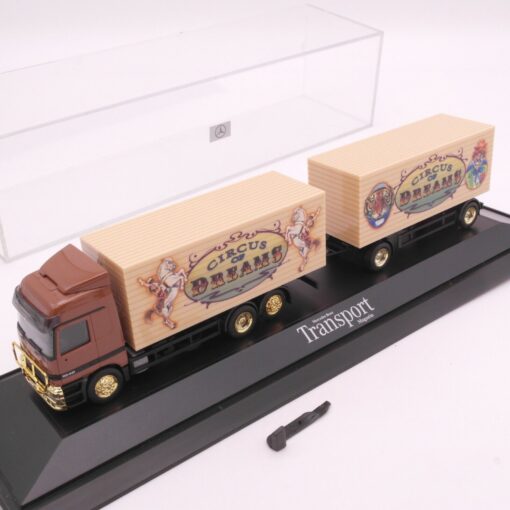 Herpa 1:87 MB Actros Hängerzug Circus of Dreams in PC Box EZ8182