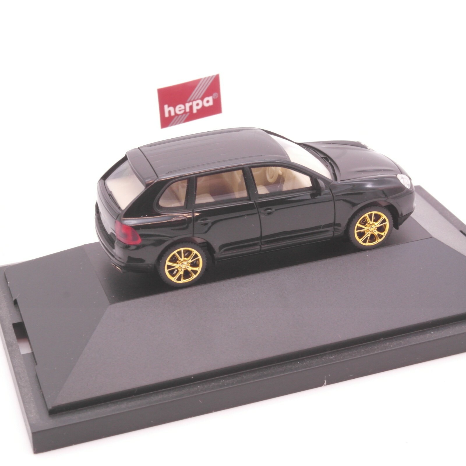 Herpa 1:87 Sondermodell Porsche Cayenne Turbo 2. Advent 2003 in PC Box RT4366 – Bild 3