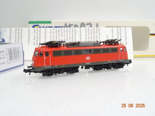 Hobbytrain N 244498 E-Lok BR 110 327-4 der DB in OVP JL2530
