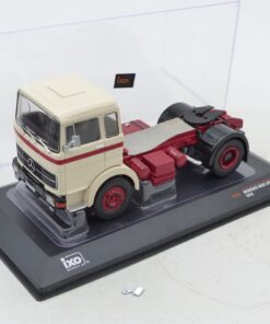 IXO Models 1:43 TR039 Mercedes Benz LPS 1632 1970 Zugmaschine in PC-Box EX6688