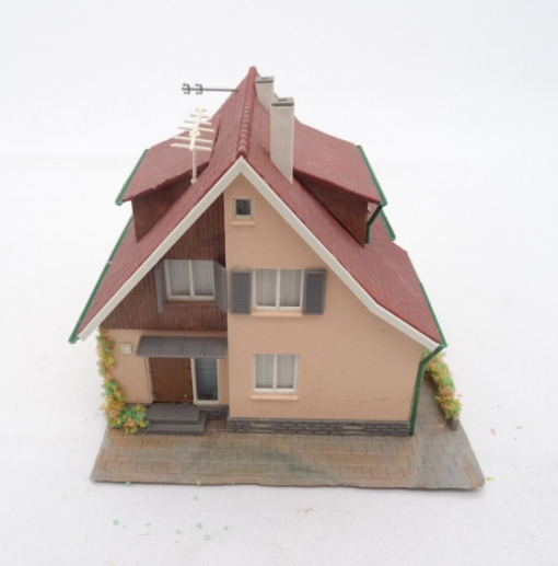 Kibri H0 Wohnhaus ca. 11 x 9,5 cm aus Anlagenrückbau, siehe Bilder RR78 o.