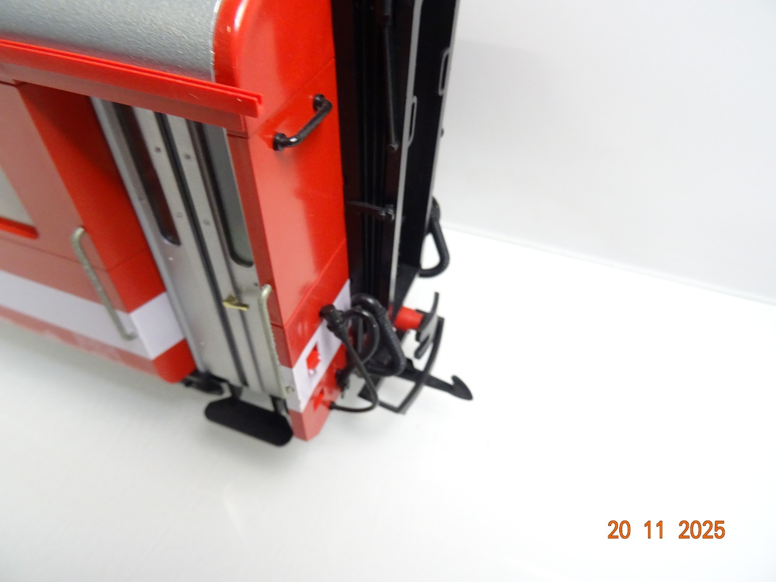 LGB Spur G 3267 Personenwagen D 4214 der Furka Oberalp siehe Foto in OVP PK2373 – Bild 4