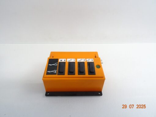 LGB Spur G 5175 Stellpult Momenttaster orange siehe Foto in OVP PK76 – Bild 3