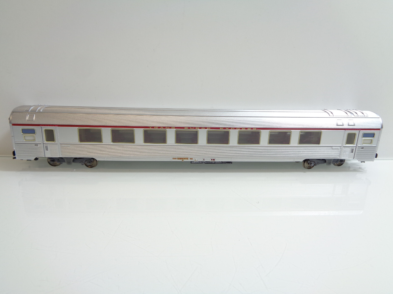 L.S. Models H0 41 007 Personenwagen Mistral 69 A8tu der SNCF in OVP JD4695 – Bild 3