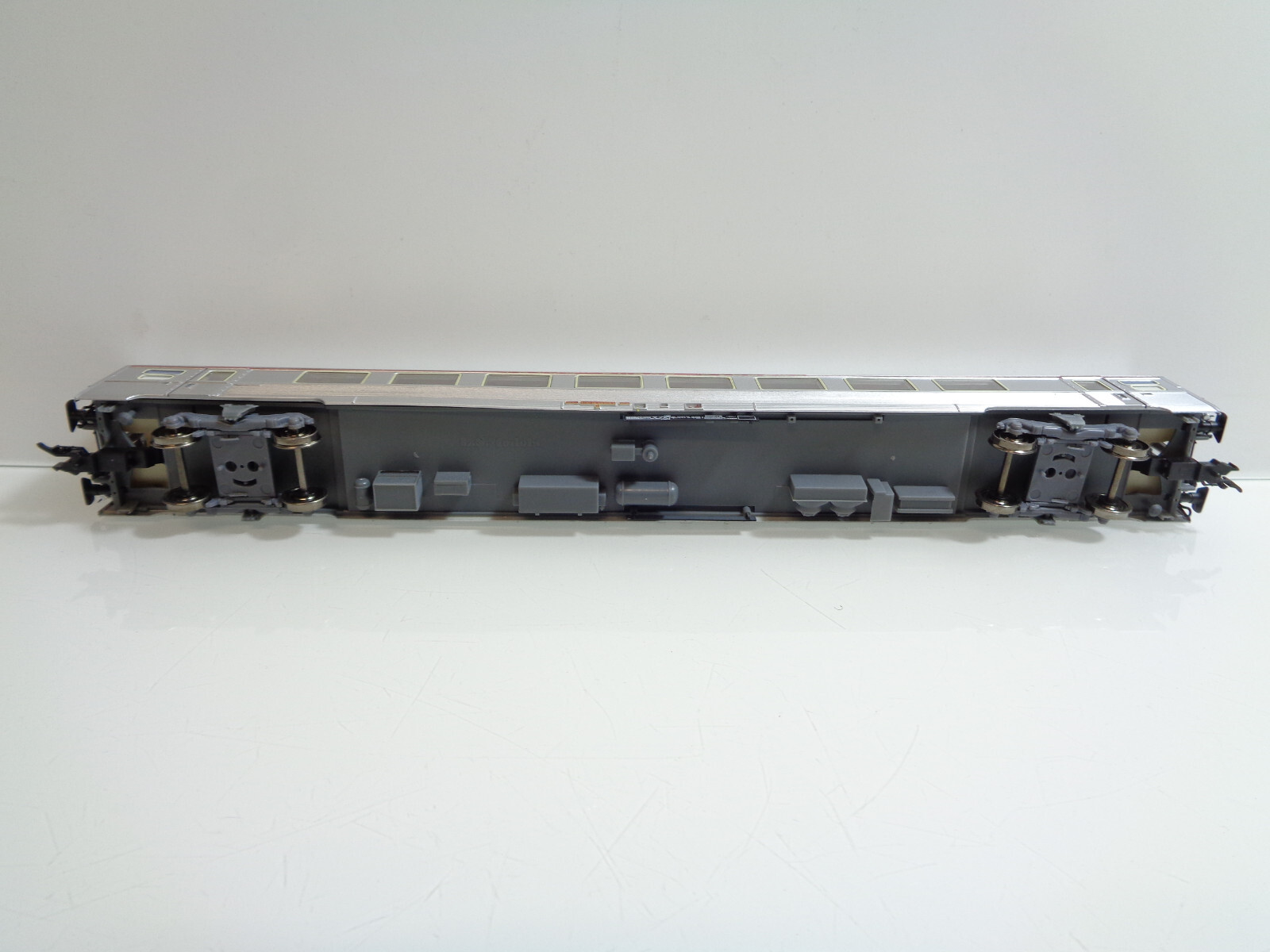 L.S. Models H0 41 007 Personenwagen Mistral 69 A8tu der SNCF in OVP JD4695 – Bild 4